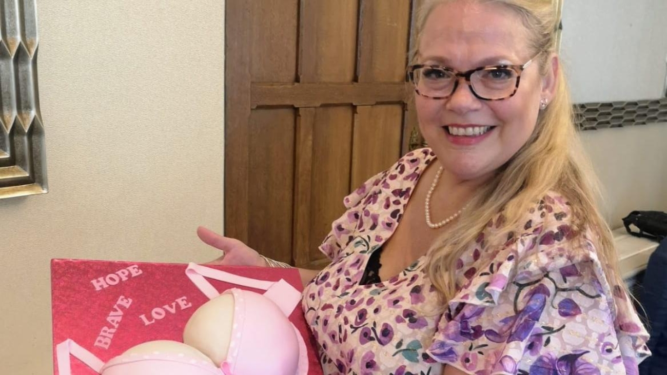 Patient bakes a cake for raffle