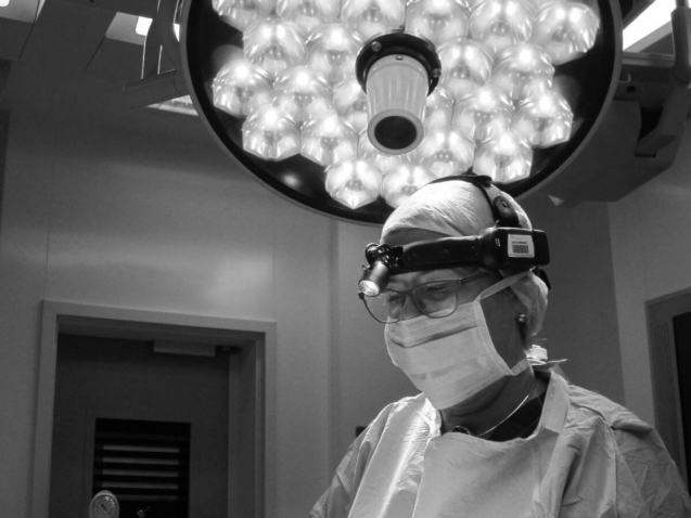 Professor Zoe Winters in surgery